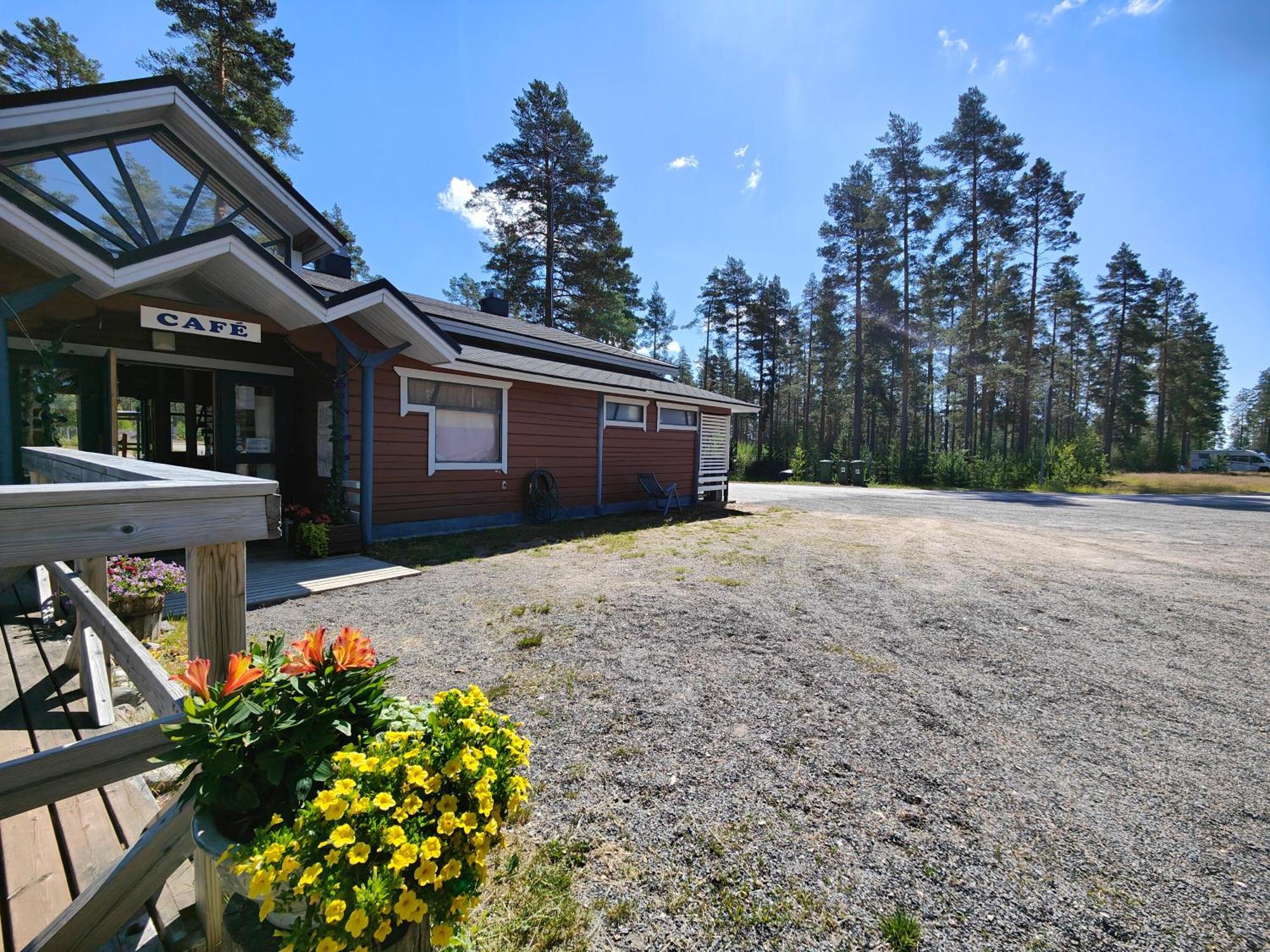 Ahvenlampi Camping Saarijärvi Buitenkant foto